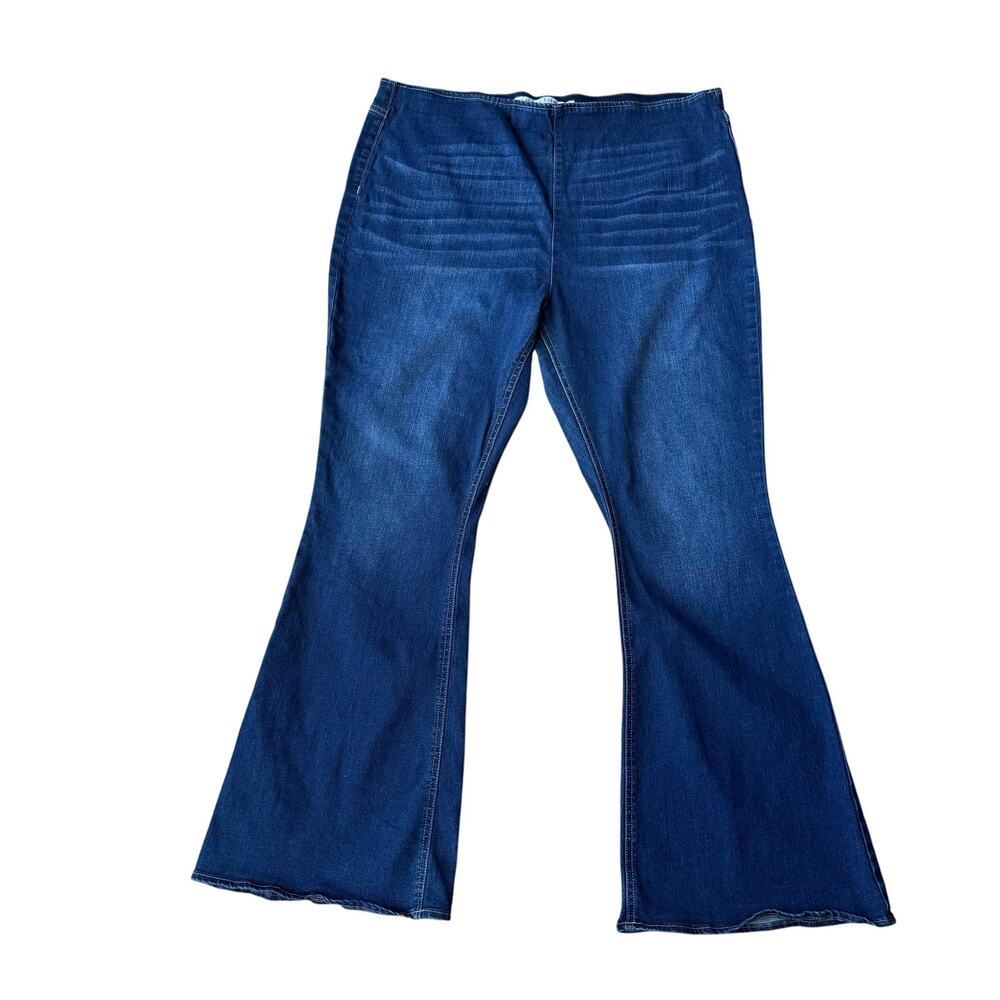 Tinseltown Dark Wash Pull On Stretch Flare Jeans Bell Bottoms Women 3XL 38x31